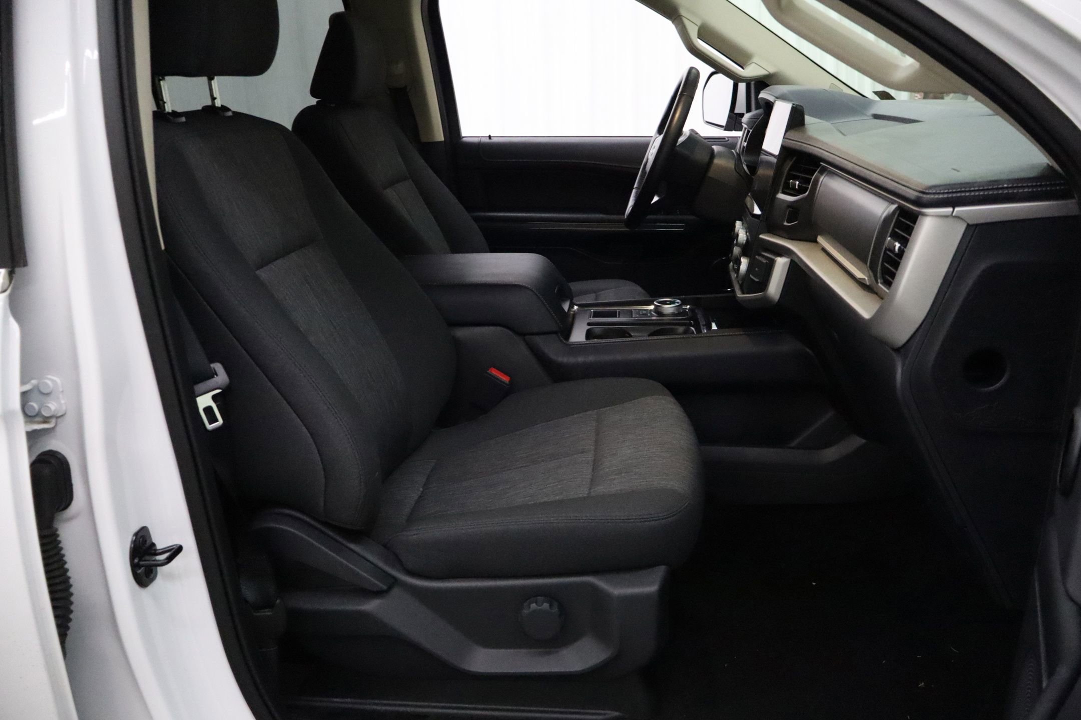 Certified 2022 Ford Expedition XLT image 30