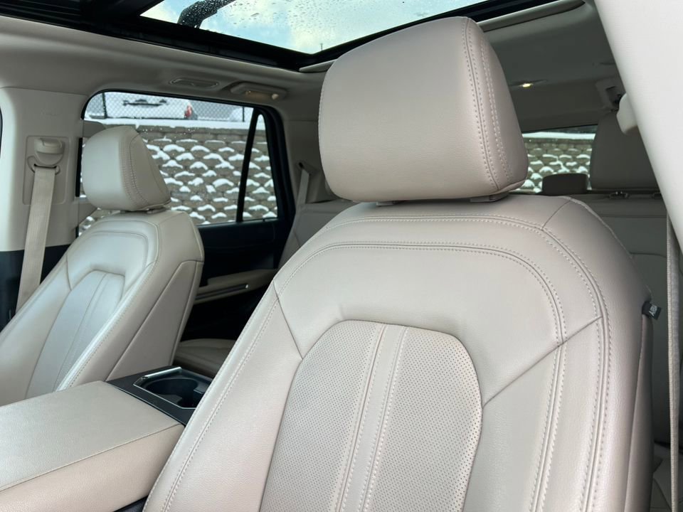 Certified 2022 Ford Expedition Limited image 20