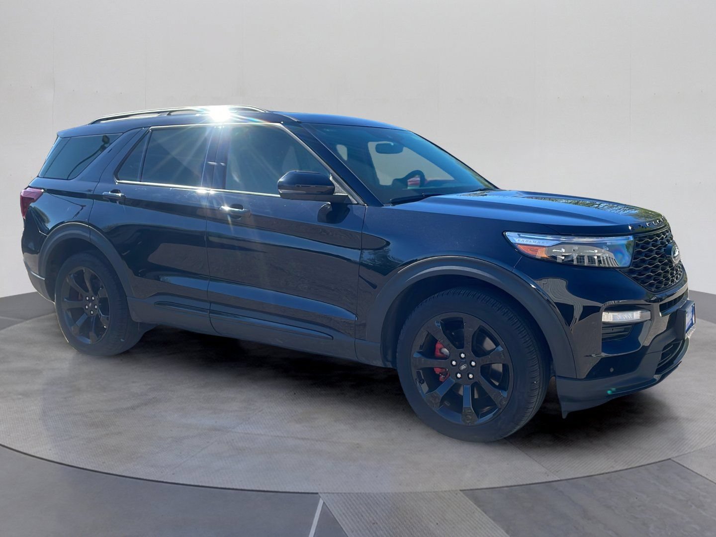 Certified 2023 Ford Explorer ST w/ Equipment Group 401A AWD/4WD image 9