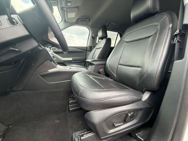 Certified 2024 Ford Explorer XLT w/ Equipment Group 202A AWD/4WD image 16