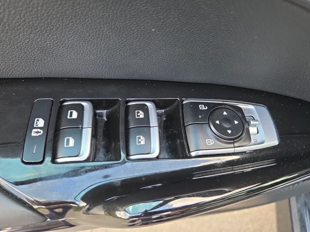 Used 2025 Kia K5 GT-Line w/ GT-Line Premium Package AWD/4WD image 9