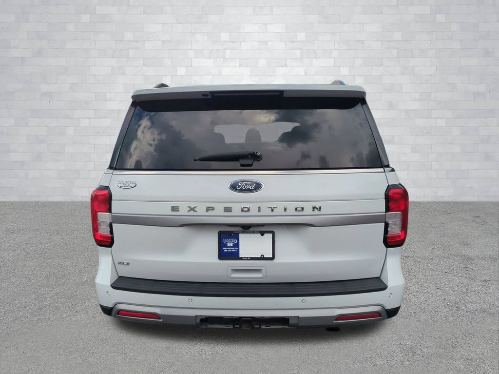 Certified 2024 Ford Expedition XLT AWD/4WD image 6