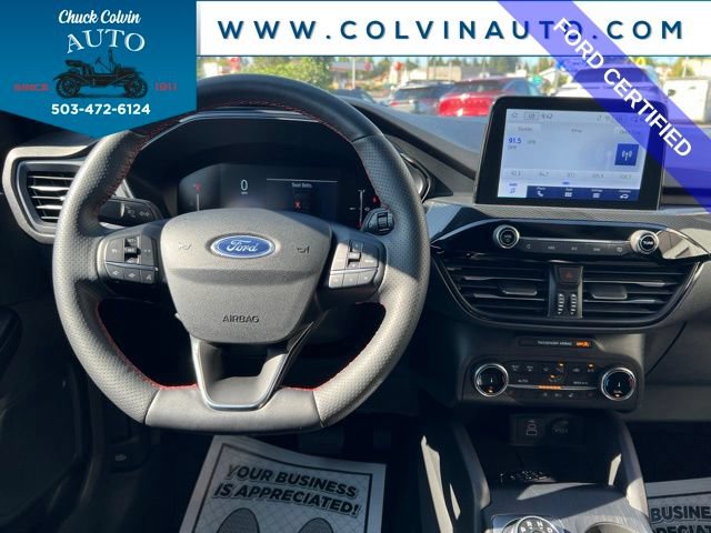 Certified 2025 Ford Escape ST-Line Select AWD/4WD image 18