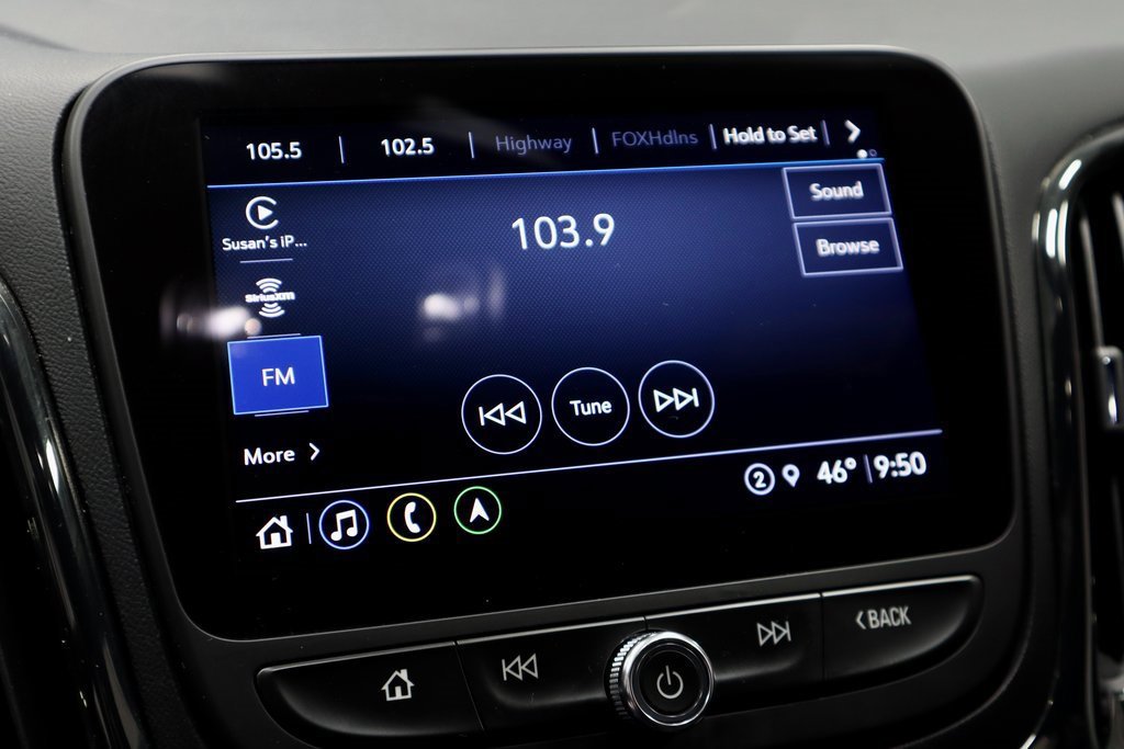 Used 2022 Chevrolet Equinox RS w/ Infotainment Package image 10