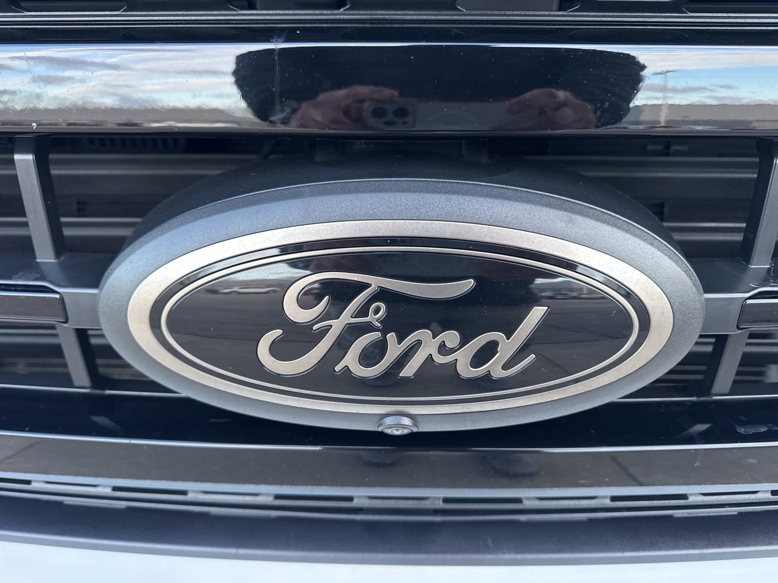 Certified 2023 Ford F150 Lariat w/ Equipment Group 502A High image 14