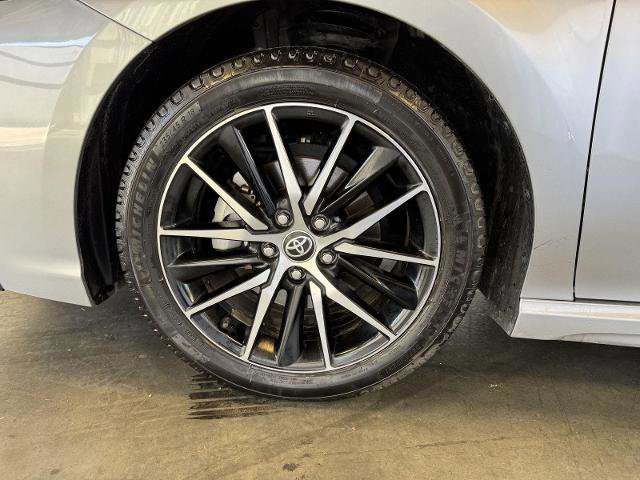 Used 2022 Toyota Camry SE FWD image 10