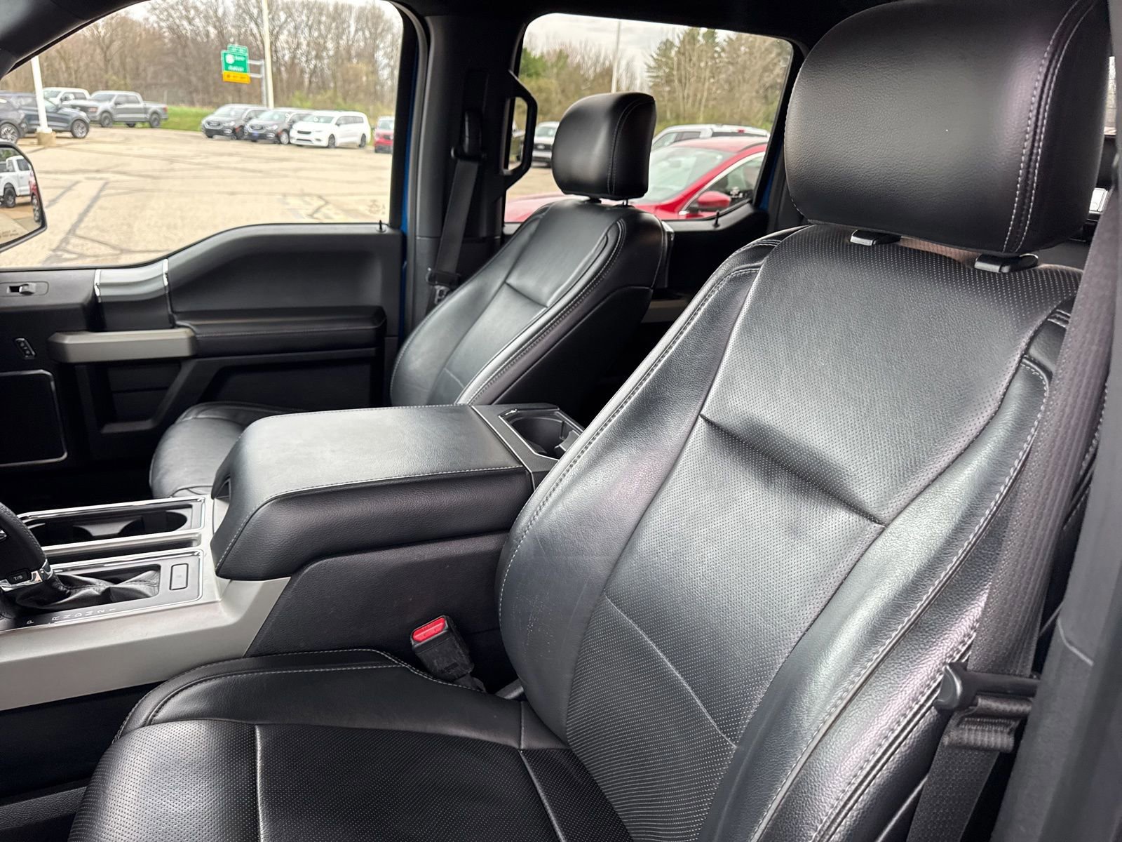 Certified 2017 Ford F150 Lariat w/ Equipment Group 502A Luxury image 28