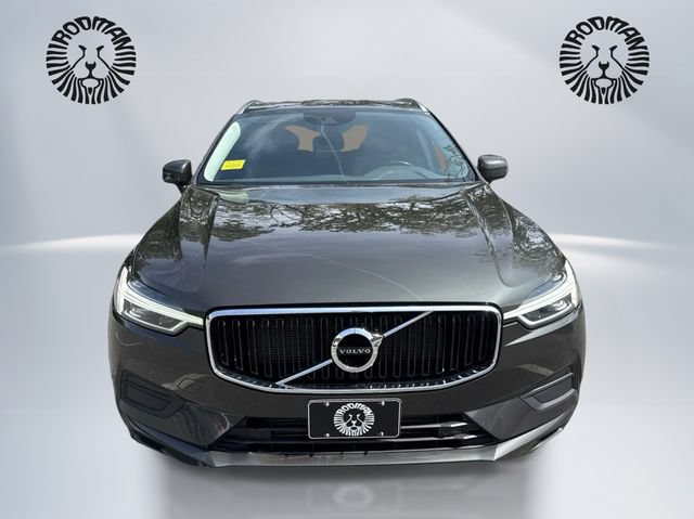 Used 2018 Volvo XC60 T5 Momentum w/ Vision Package AWD/4WD image 2