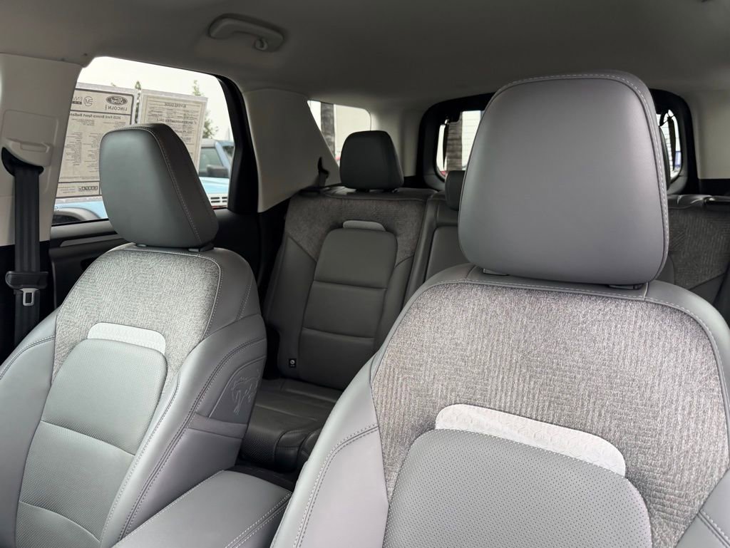 Certified 2025 Ford Bronco Sport Badlands image 16