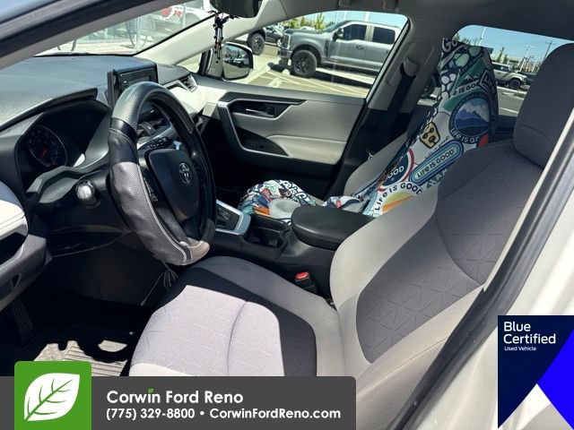 Used 2020 Toyota RAV4 XLE w/ All Weather Liner Package AWD/4WD image 12