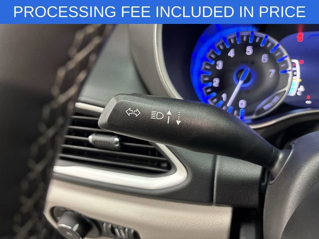 Used 2023 Chrysler Pacifica Touring-L FWD image 19