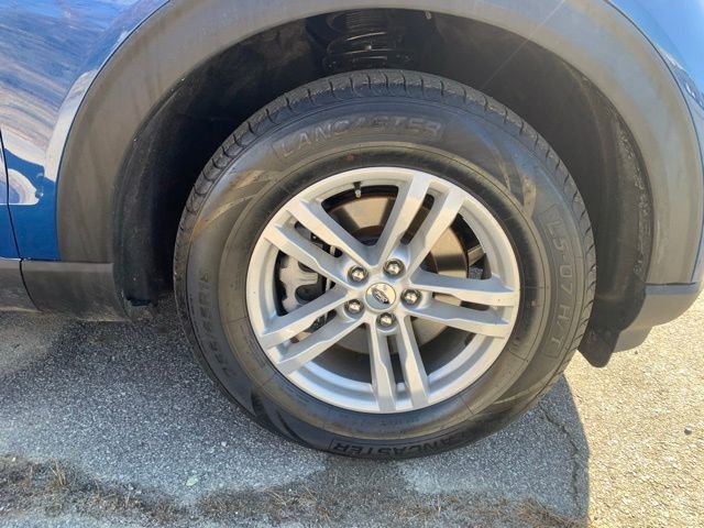 Certified 2023 Ford Explorer XLT w/ Equipment Group 202A image 30