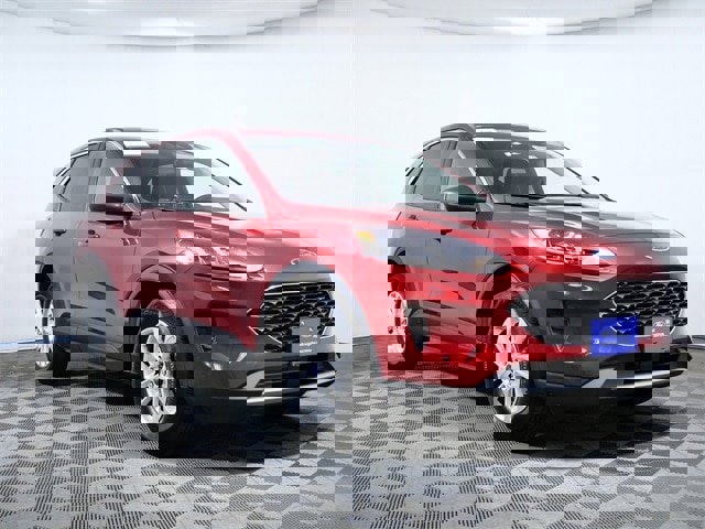 Certified 2022 Ford Escape SE w/ Cold Weather Package image 1