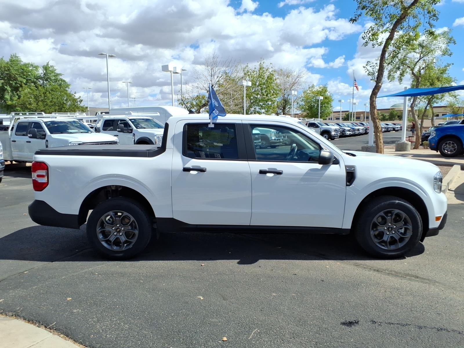 Certified 2024 Ford Maverick XLT FWD image 3