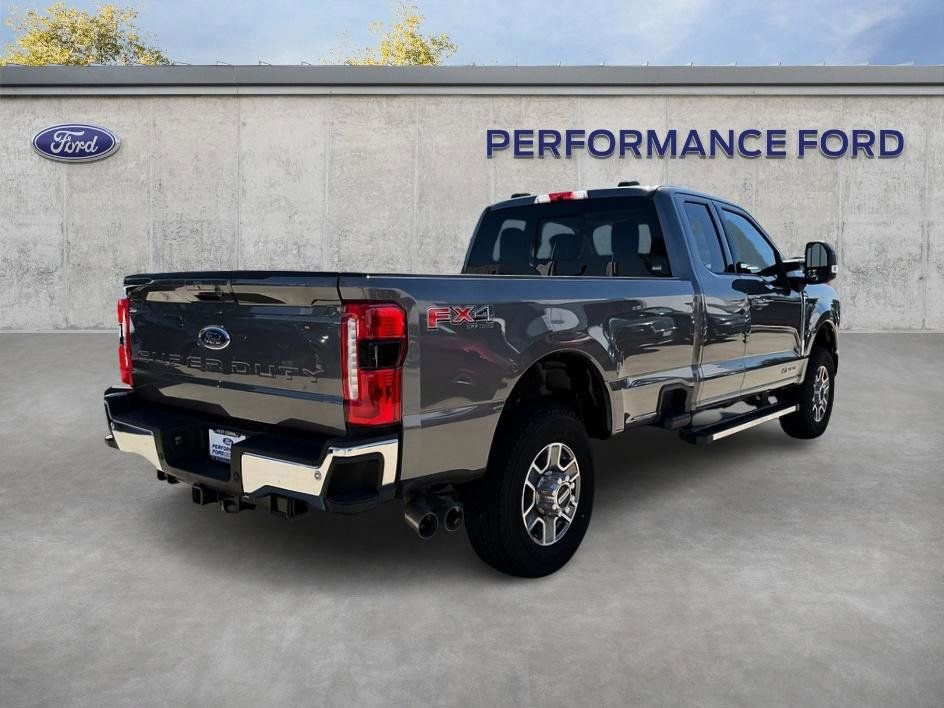 Certified 2023 Ford F350 Lariat w/ Tow Technology Package image 7