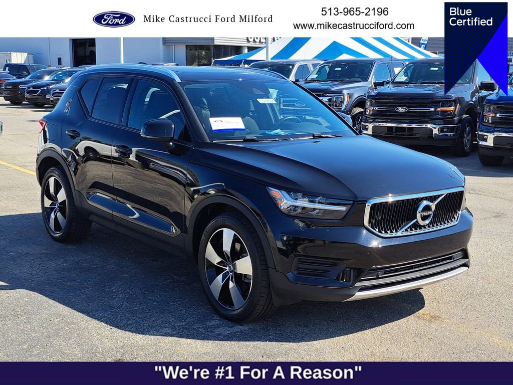 Used 2020 Volvo XC40 T5 Momentum w/ Protection Package Premier