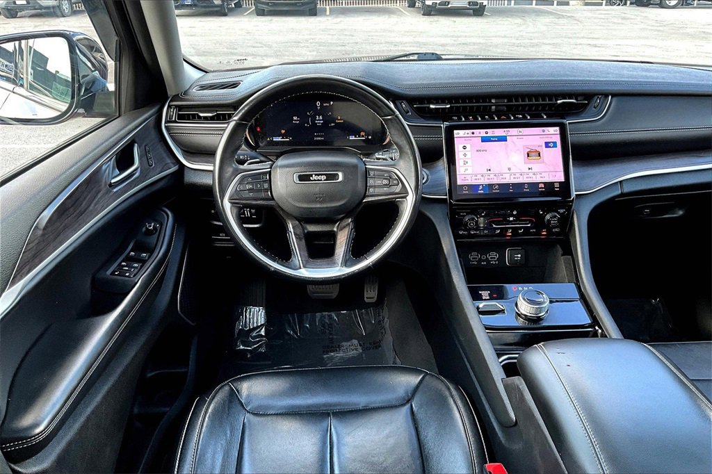 Used 2022 Jeep Grand Cherokee L Limited image 5