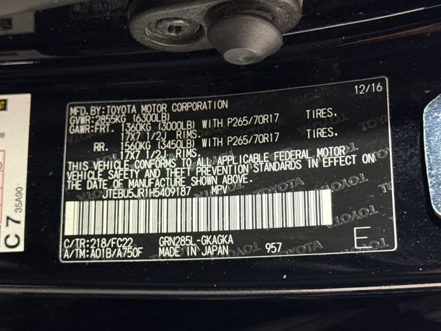 Used 2017 Toyota 4Runner TRD Off-Road AWD/4WD image 26