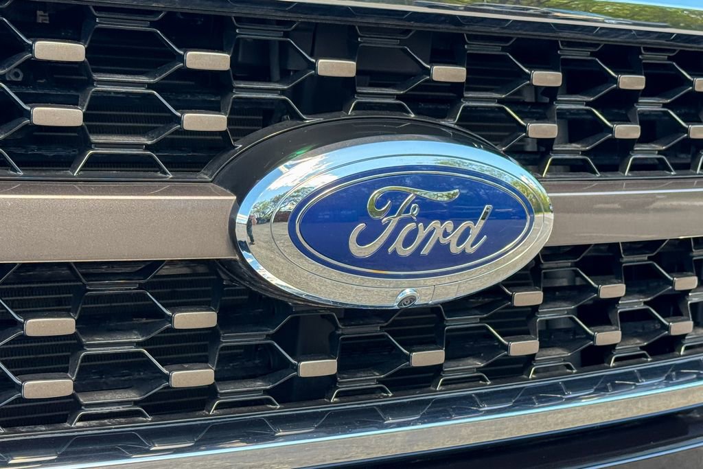 Certified 2022 Ford F150 King Ranch AWD/4WD image 9