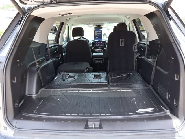Used 2020 Chevrolet Traverse LT FWD image 16