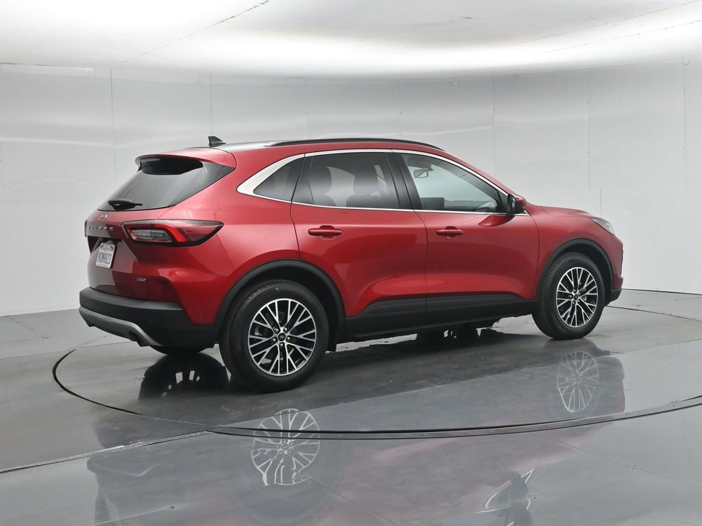 Certified 2023 Ford Escape SE w/ PHEV Premium Package FWD image 30