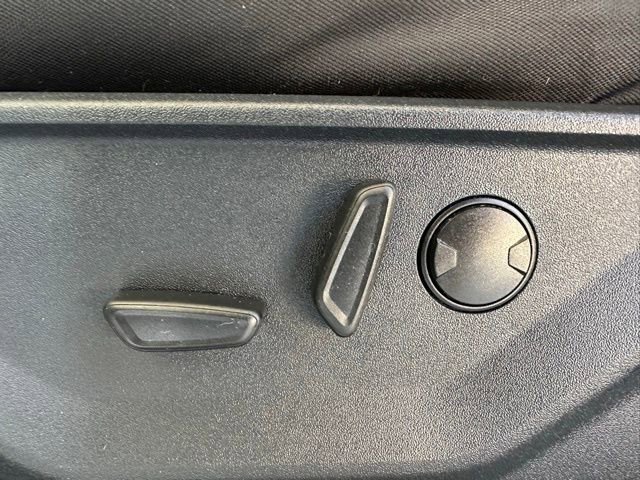 Certified 2022 Ford F150 XLT w/ Equipment Group 302A High image 28