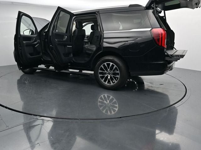 Certified 2025 Ford Expedition Platinum AWD/4WD image 44