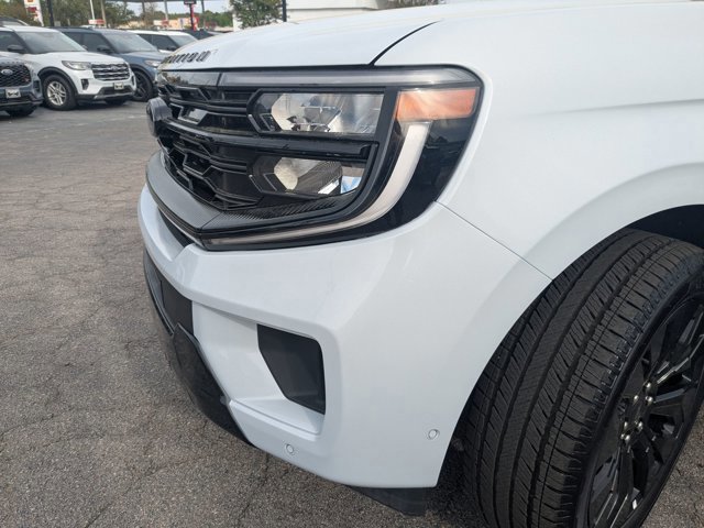 Certified 2025 Ford Expedition Max Platinum w/ Stealth Appearance Package image 10
