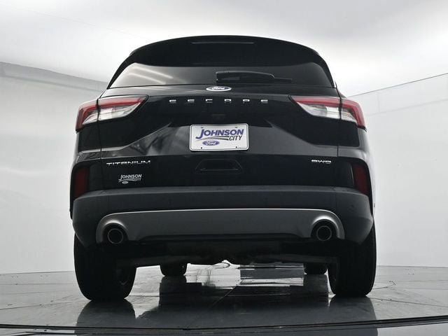 Certified 2022 Ford Escape Titanium w/ Titanium Elite Package AWD/4WD image 32