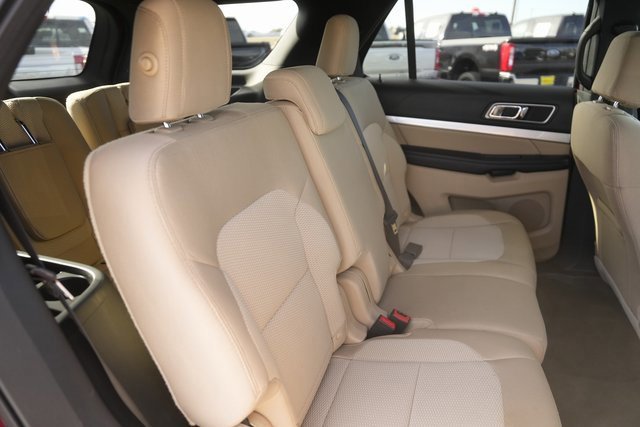 Certified 2017 Ford Explorer XLT w/ Equipment Group 201A image 19