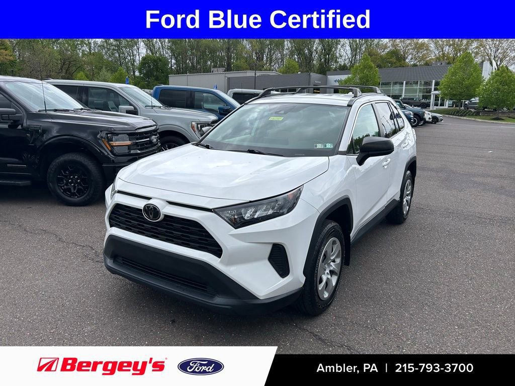 Used 2021 Toyota RAV4 LE AWD/4WD image 6