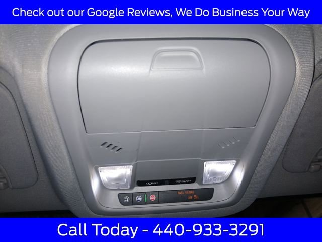 Used 2020 GMC Acadia SLE w/ Driver Convenience Package image 33