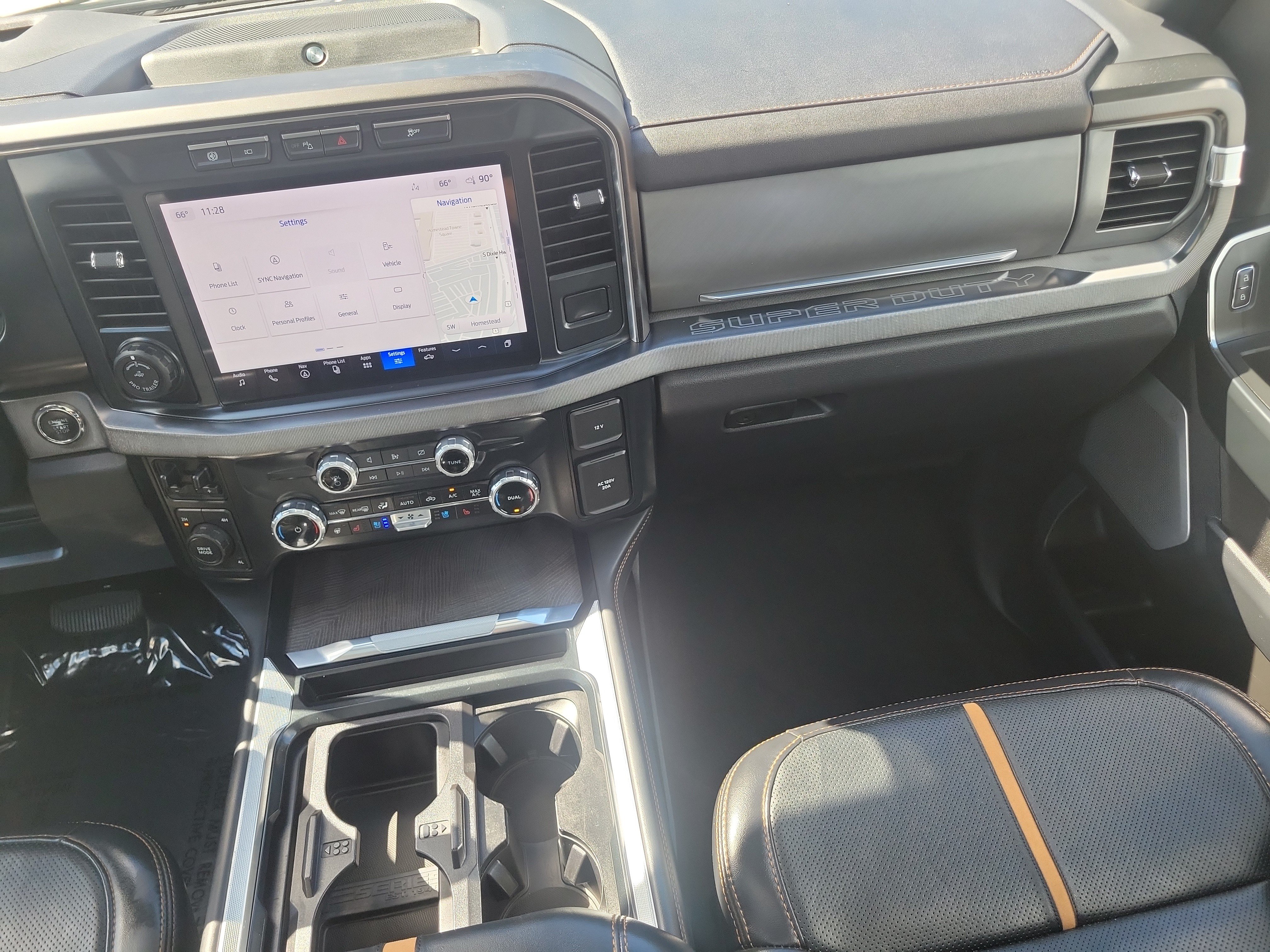 Certified 2024 Ford F350 Platinum AWD/4WD image 19