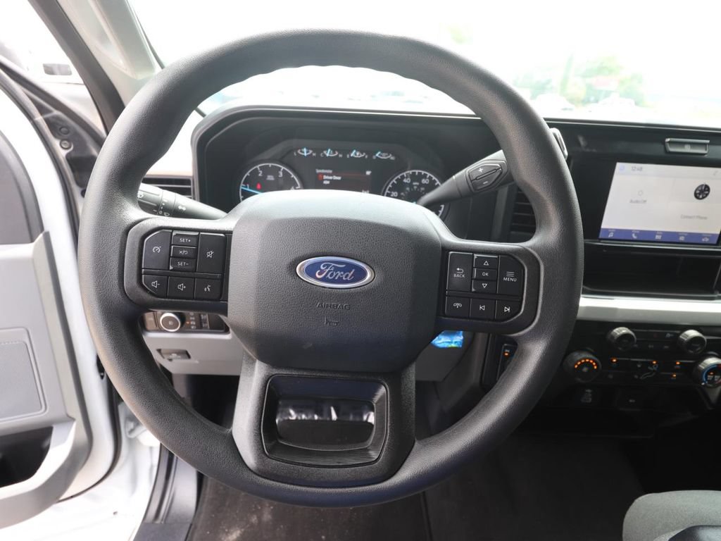 Certified 2025 Ford F350 XLT AWD/4WD image 18