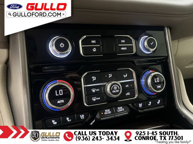 Used 2022 GMC Yukon Denali w/ Denali Premium Package AWD/4WD image 29