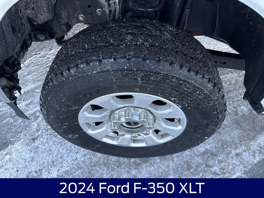 Certified 2024 Ford F350 XLT w/ FX4 Off-Road Package image 11