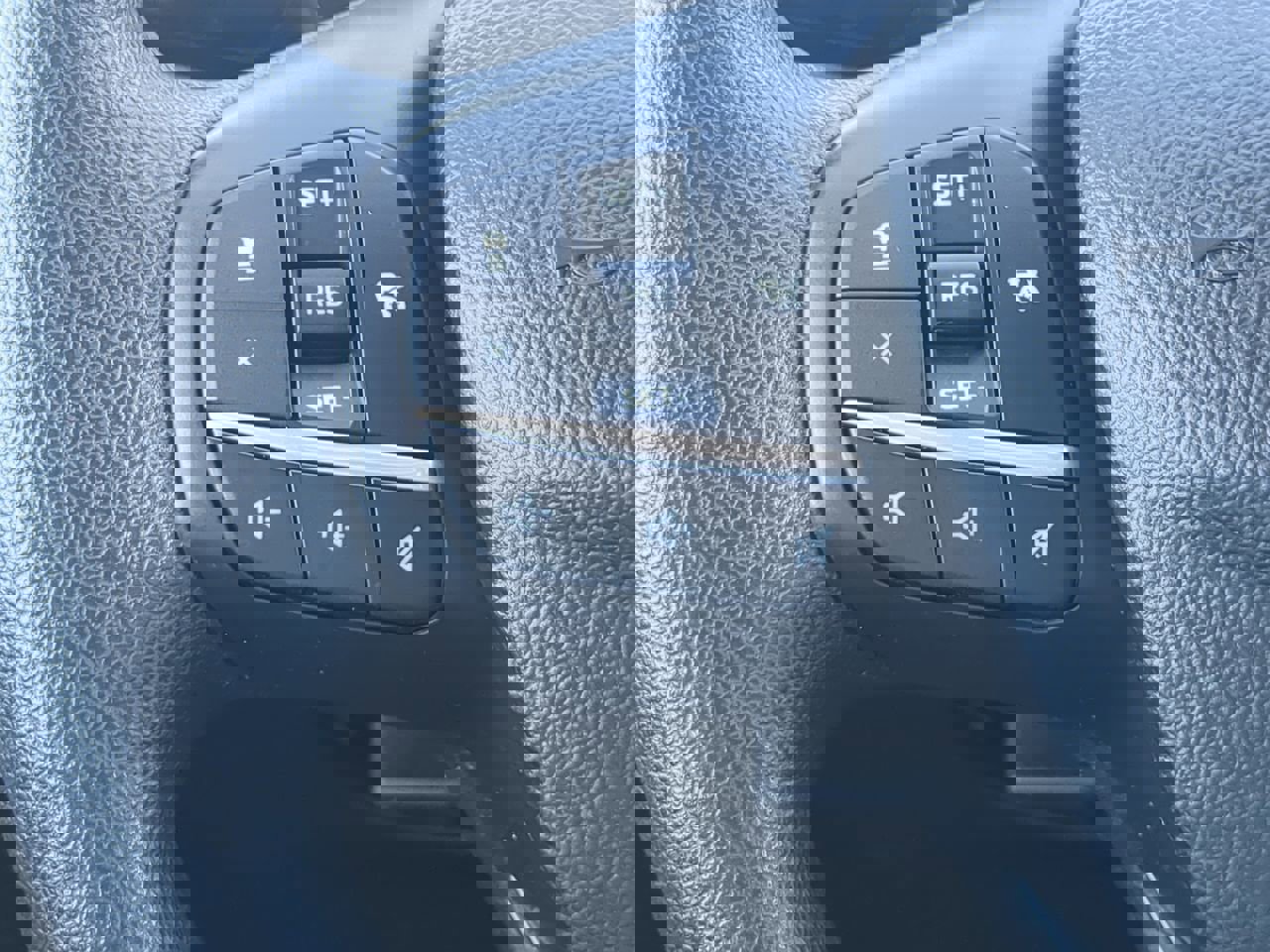 Certified 2020 Ford Escape SE image 23