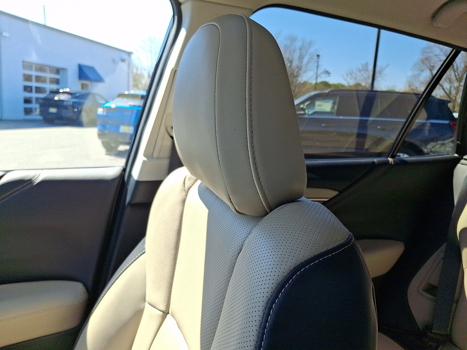 Used 2020 Subaru Outback Limited XT image 17