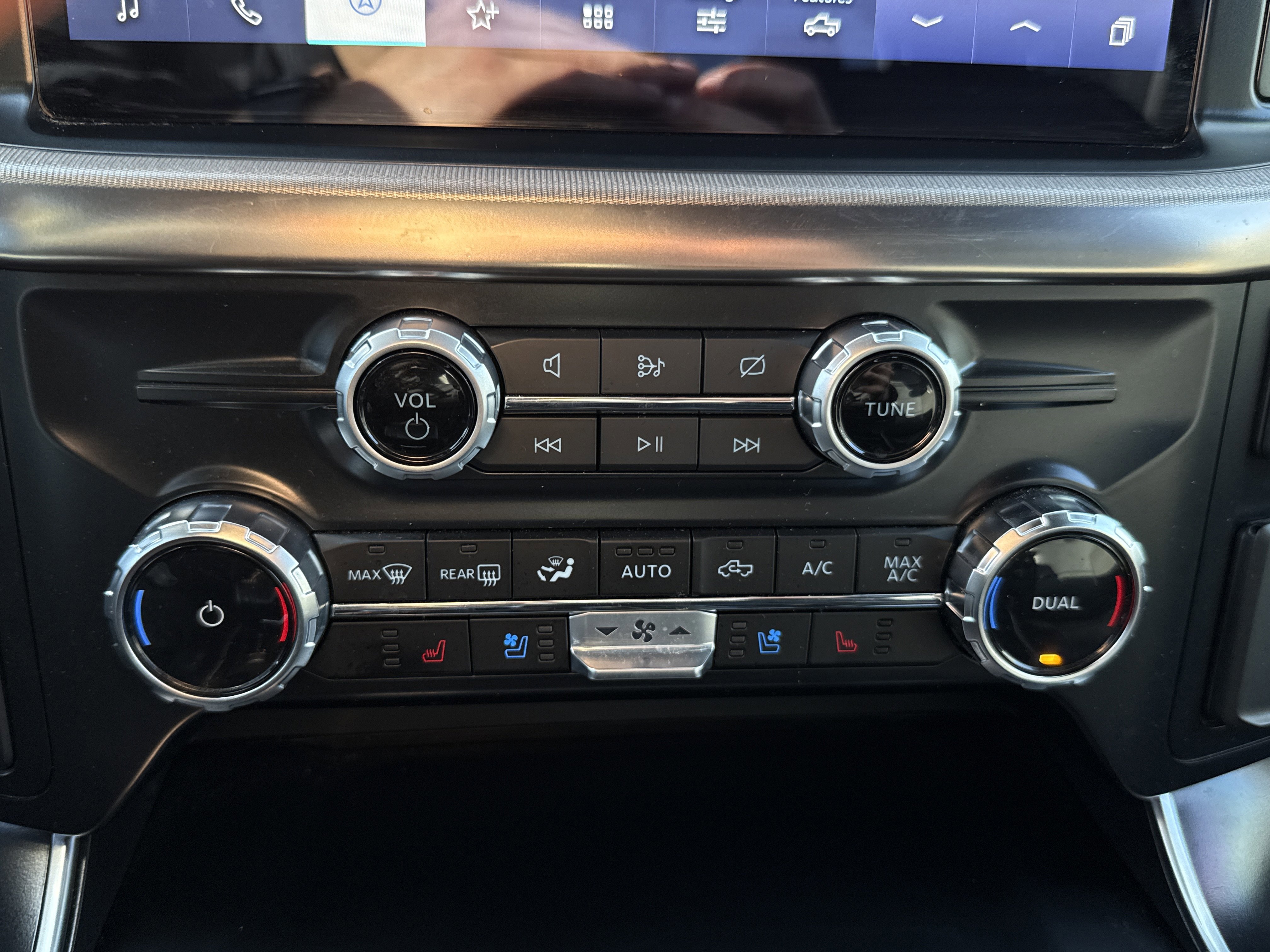 Certified 2023 Ford F150 Raptor w/ Raptor 37 Performance Package image 23