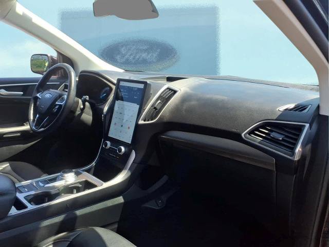 Certified 2024 Ford Edge SEL w/ Convenience Package AWD/4WD image 13