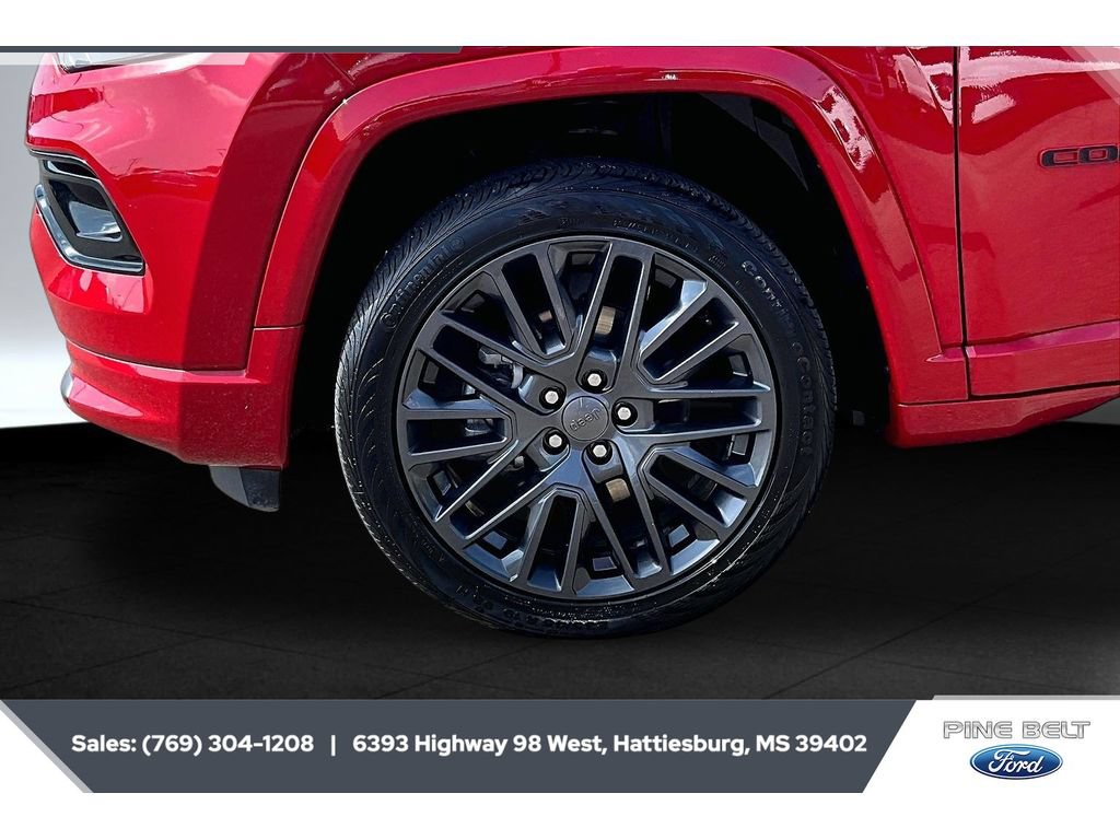 Used 2022 Jeep Compass Limited AWD/4WD image 7