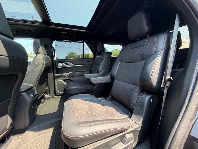 Certified 2025 Ford Explorer ST AWD/4WD image 15