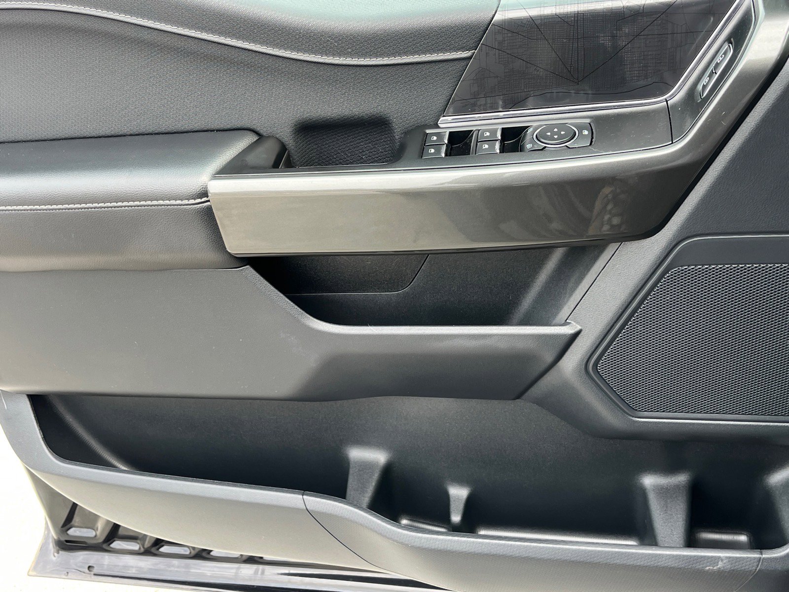 Certified 2023 Ford F150 XLT w/ Equipment Group 302A High image 18