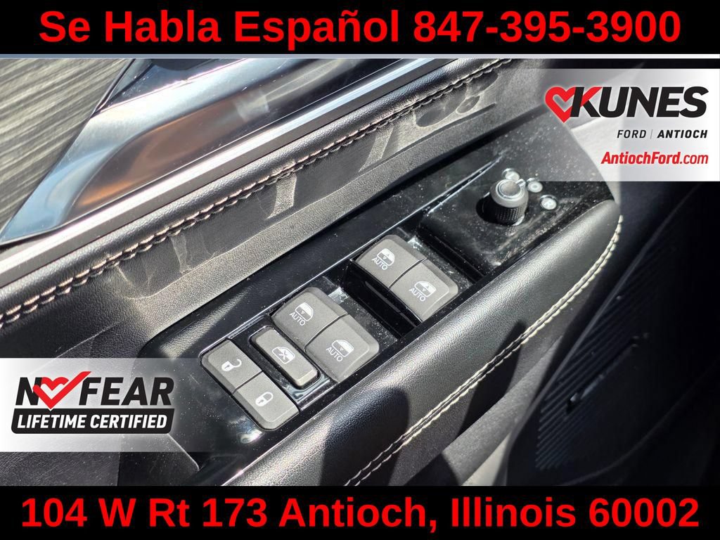 Used 2024 Jeep Wagoneer L Series II w/ Flexible Seating Group AWD/4WD image 46