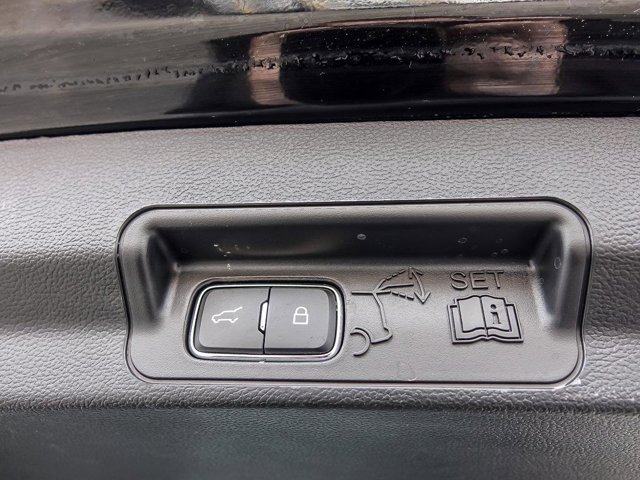 Certified 2026 Ford Explorer ST AWD/4WD image 31