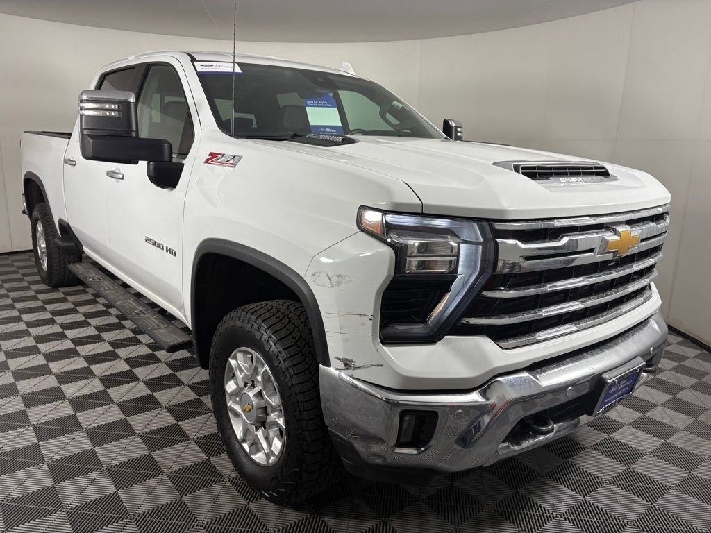 Used 2024 Chevrolet Silverado 2500 LTZ w/ LTZ Premium Package image 7