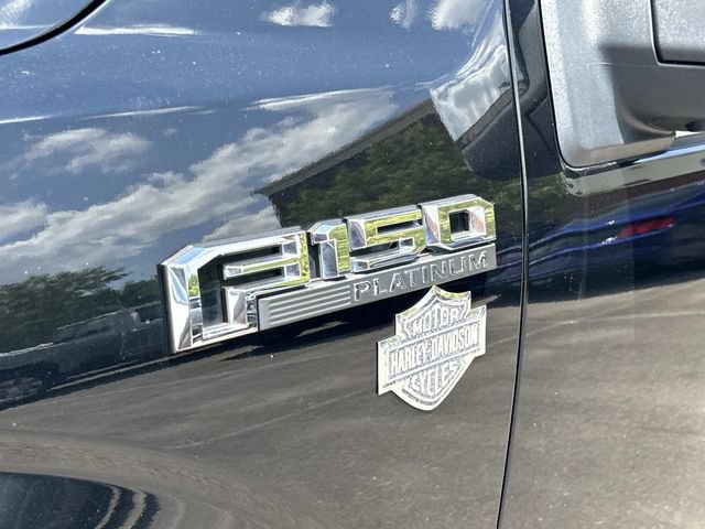 Certified 2018 Ford F150 Platinum w/ Equipment Group 701A Luxury AWD/4WD image 9