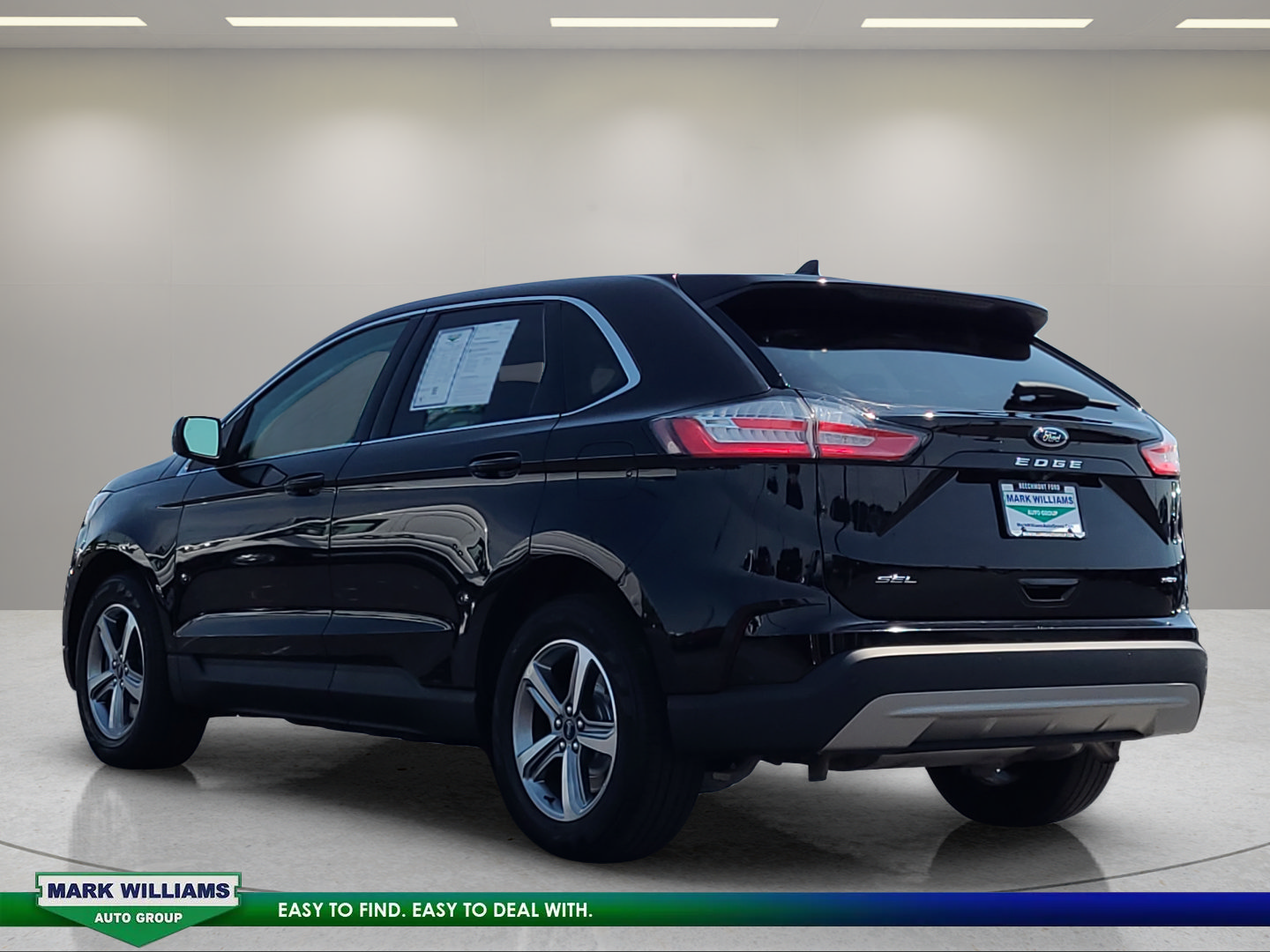 Certified 2022 Ford Edge SEL w/ Convenience Package AWD/4WD image 6