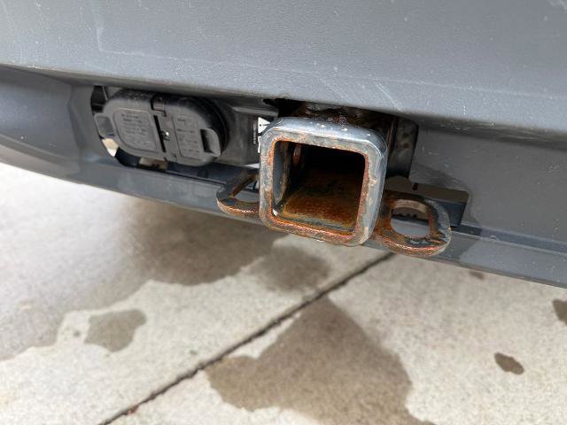 Certified 2024 Ford Explorer XLT w/ Class IV Trailer Tow Package image 15