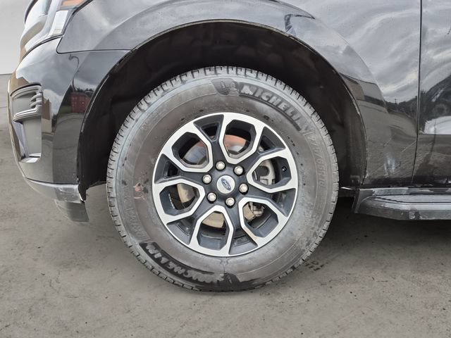 Certified 2024 Ford Expedition XLT AWD/4WD image 9